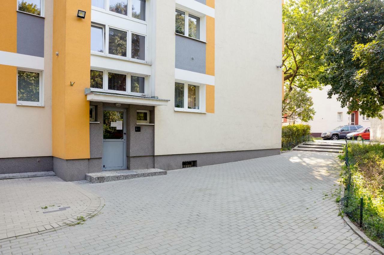 Klimatyczne Studio Metro Slodowiec Warsaw Exterior photo